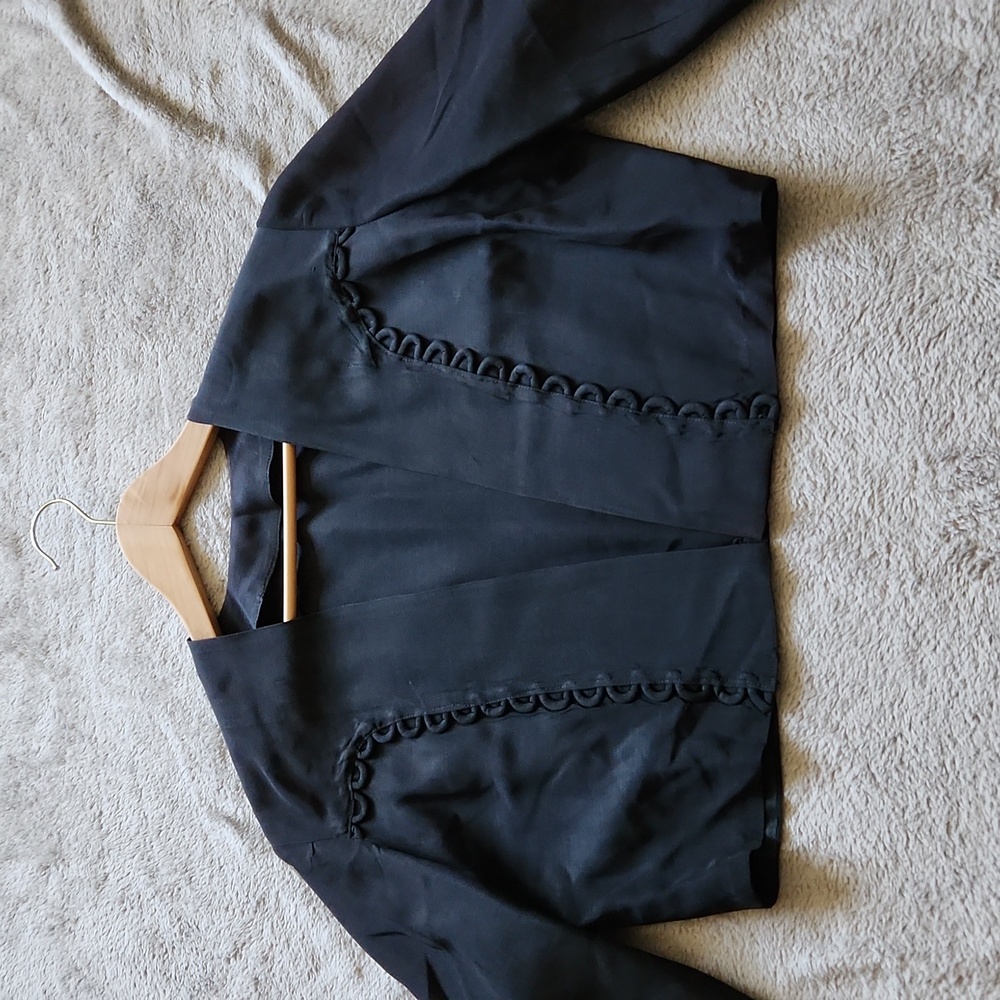 Black bolero jacket Sz M cropped open front loop detail shrug office cocktails - Picture 9 of 16